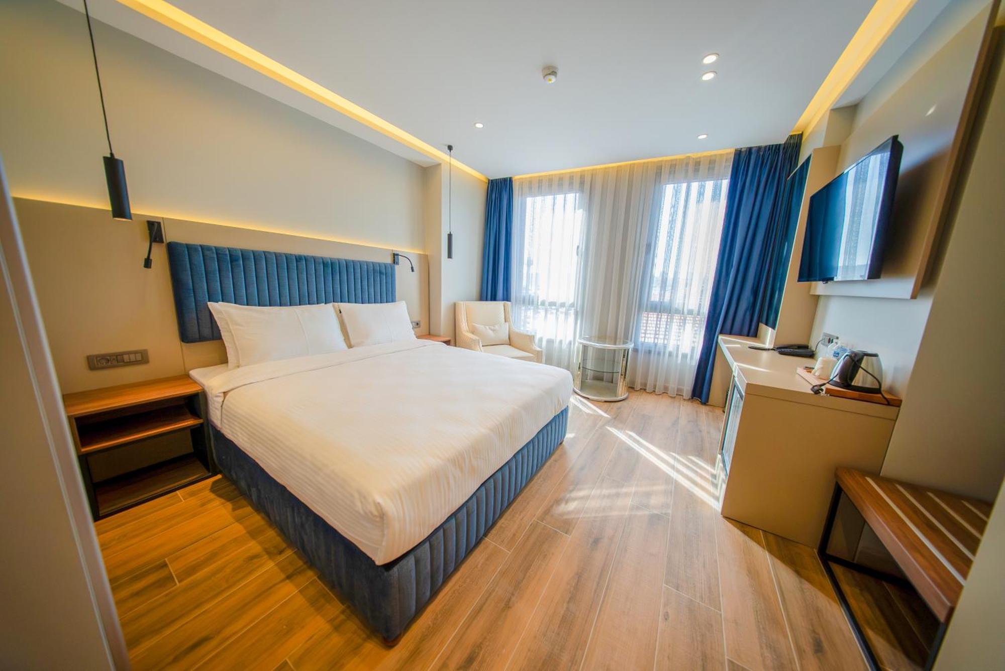 The Palm Bosphorus Hotel Istanbul Exteriör bild